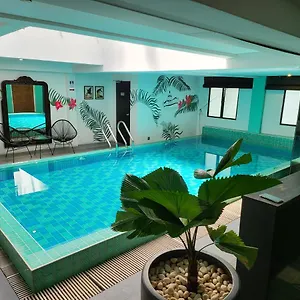 The Boutique *** George Town